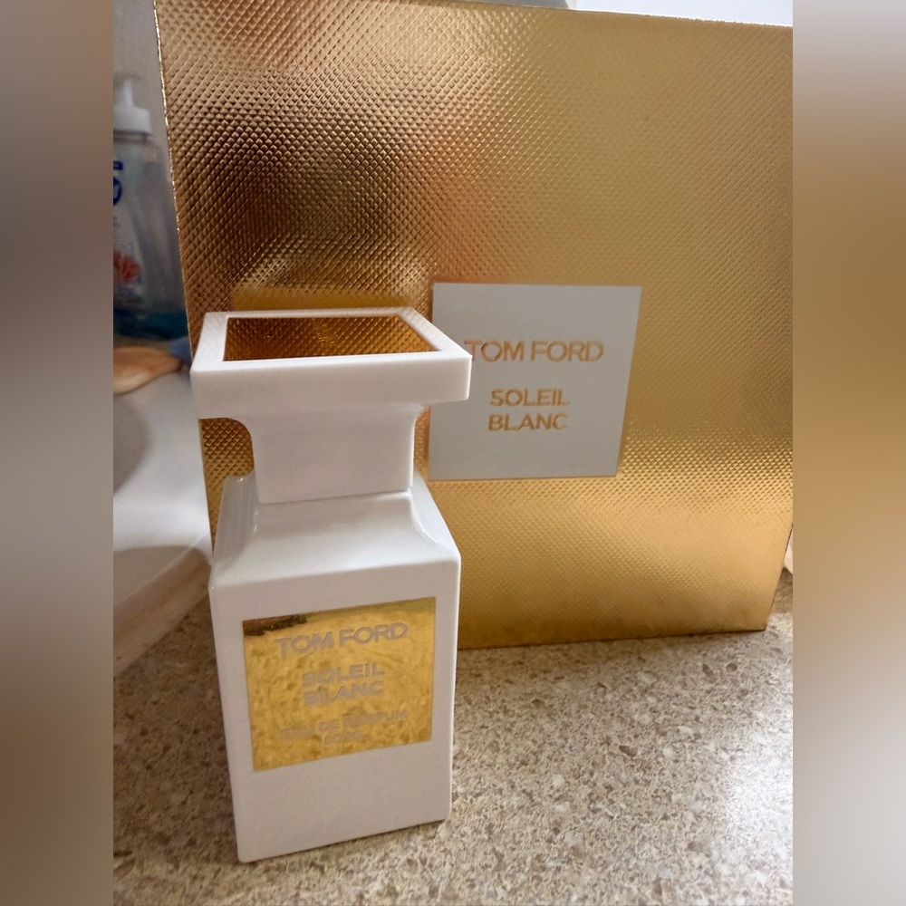 $300 Authentic Tom Ford Soleil Blanc Eau De Parfum 1.7 FL OZ